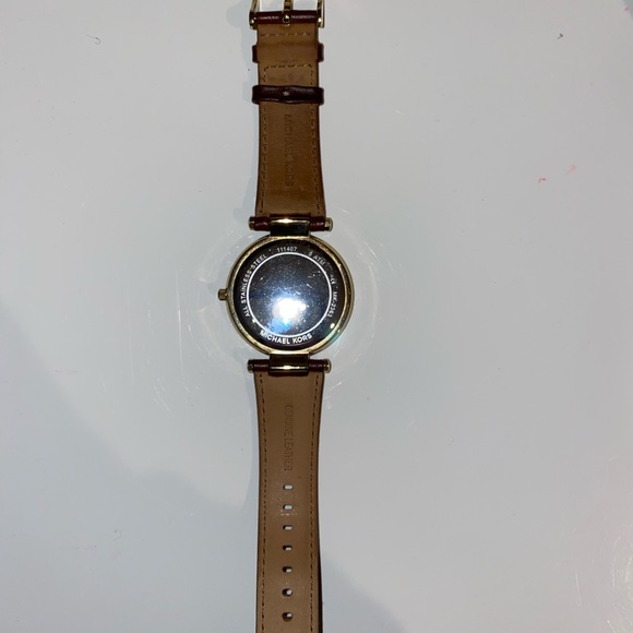 Michael Kors Watch - Picture 5 of 6